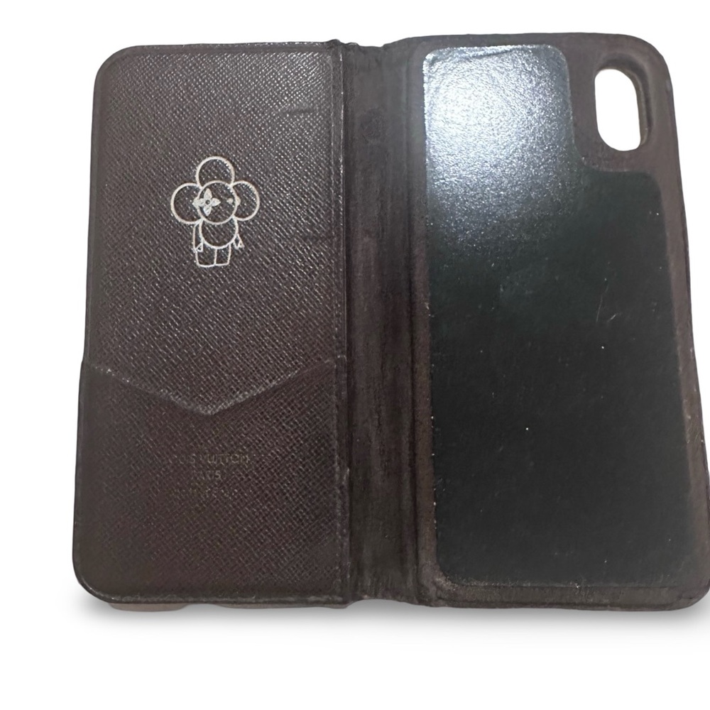 🔥 LOUIS VUITTON IPHONE CASE LOT 🔥 (Retail $995+ Value!) – NEW + PRE-OWNE… - Picture 6 of 9